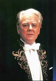 My uncle Trolle Rhodin was general talent director from 64 and many years  and his brother Jack R performed there with his chimps from 66 and for 7  years. Does anyone have