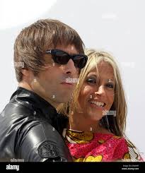 Nicole appleton and liam gallagher hi-res stock photography and images