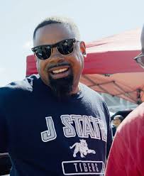 All the sights and sounds from our battle with Moravian. 🦅  #JuniataFootball #WingsUp 🎥: Admin 💻: Max Locke