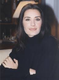 Thilyki etaireia (1999)