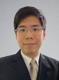 Three-phase Transformerless PV Inverter with Reconfigurable LCL Filter and  Reactive Power Capability