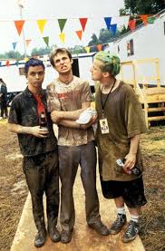 10 Places To Take A Shower On Tour And We Ve Actually Tried 7 Green Day Billie Joe Armstrong Green Day Billie Joe