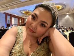 Hey, lovelies! It's been a while but I'm not sure who gets to read this but  I've been very busy with work and I've been very busy loathing myself. But  tonight was