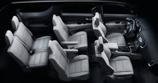 Third Row Access Captain S Chairs Save The Day News From Cars Com 3rd Row Suv The Row Best Suv