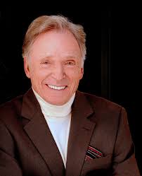 Emmy-Winning Talk Show Host Dick Cavett To Be Honored At 2018 Silver Hill  Hospital Giving Hope Gala