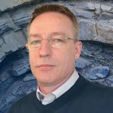 Thanks to Shell for the continued support of Geoscience MSc courses at  Aberdeen, not just in the form of scholarships, but also by regular  interaction with the entire MSc student cohort via