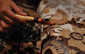 8 Macam Jenis Batik dan Penjelasannya - Blog Ruparupa
