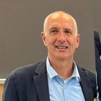 200+ profili “Urso”