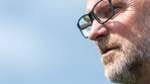 Thomas schaaf (born april 30, 1961 in mannheim, germany) is a german former footballer (defender), now a manager. Pth8s7cdpnvs4m