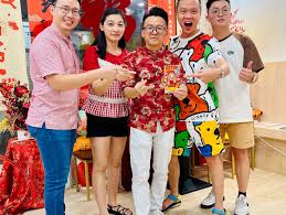 祝大家新的一年：蛇来运转，福气满满，好事连连，事事如愿！🧧🪭 除夕快乐，新年大吉！✨ #genidinner #蛇年#fun