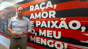 Rogério ceni foi despedido do comando técnico do flamengo. Flamengo Nao Demite Ceni Mais Dez Jogos Como Sobrevida Prisma R7 Cosme Rimoli