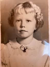 Mary Harrison Johnny Hogue Larry Minton Lynda Garner Oh I have more lots  more! :):)