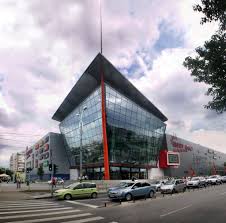 Are o suprafață închiriabilă de 25.000 metri pătrați. Liberty Center Mall Mapio Net