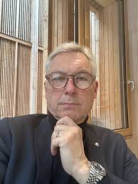 Last day in my office-let's start the future 😉💫