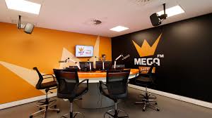 Rádio renascença (radio renascença)a rádio renascença é uma emissora de radiodifusão portuguesa de inspiração católica pertencente ao patriarcado de. Radio Renascenca Headquarters Rrj Arquitectos