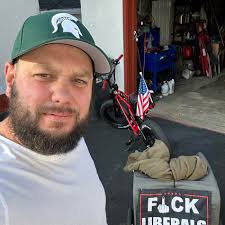 Should I buy a Husqvarna or GasGas trail 3.0 bike?