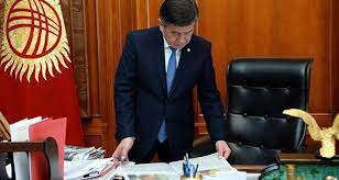 Три — о приеме в гражданство и один о тех, кто отказался от него. Ot Grazhdanstva Kyrgyzstana Otkazalis 709 Chelovek