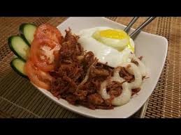 Ginisang ampalaya with corned beef recipe or corned beef ampalaya filipino recipes portal corned beef, cooking oil, cooked shrimp, garlic, medium onion and 5 more corned beef with mixed vegetables (ginisang corned beef with repolyo and sayote) my style recipe Filipino Style Sizzling Corned Beef Youtube