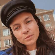 Laura Kloiber (lauscho@)