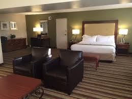 Located in buena park, holiday inn buena park is an easy drive from disneyland and offers disabled parking. Jr Suite Picture Of Welcome To Holiday Inn Buena Park Near Knott S Tripadvisor