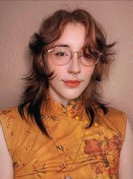 Western Bulldogs players show team spirit with hair dye