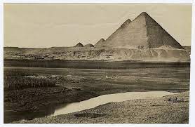 trois pyramides de ghiseh egypt pyramids of giza old egypt
