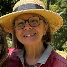 I would like to apologize for any unpleasantness I caused today after my  visit to the SHHD clinic. On double checking, I had somehow misremembered  essential details. However, the doctor I saw