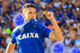 Desta vez contra o crb pelo campeonato brasileiro. Cruzeiro Conta Com Copeiros Para Quebrar Jejum De Titulos Em Copas Cruzeiro Cruzeiro Esporte Clube Cruzeiro Esporte