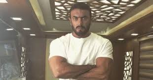 لميس الحديدي تكشف كواليس تواصلها مع أحمد العوضي بشأن حالة ياسمين عبدالعزيز. Ù‡ÙƒØ°Ø§ Ø³Ø®Ø± Ø´Ù‚ÙŠÙ‚ Ø£Ø­Ù…Ø¯ Ø§Ù„Ø¹ÙˆØ¶ÙŠ Ù…Ù† Ø¯ÙˆØ±Ù‡ ÙÙ‰ Ø§Ù„Ø§Ø®ØªÙŠØ§Ø±