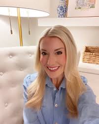 I found these cute decorative boxes the other day and they brought some  charm to my living room✨ Comment Link and I will DM you my affiliate link  for these!🤍 #amazonfinds #homerefresh #