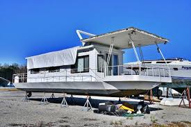 The pricing information presented below will help you compare houseboat rental prices at dale hollow lake. Page 12 Of 17 Used House Boats For Sale Boats Com