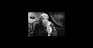 Jacqueline caurat, pionnière du métier de speakerine en france et star de la télévision, est décédée à l'âge de 93 ans. Fernandel Premiere Fr