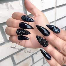 Black Marble Nail Trend With Jeweled Black Gems Black Nail Designs Gem Nails Nail Art
