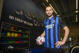 Bas dost, 31, hollanda fc brügge, 2020'den beri santrafor piyasa değeri: Transfer News Central On Twitter Official Club Brugge Have Signed Striker Bas Dost From Eintracht Frankfurt For 4m