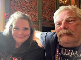 To anyone who does not know. One of the admins, and a valuable contributor  to this group, Steve Robertson passed away today. Please keep his family in  your prayers.