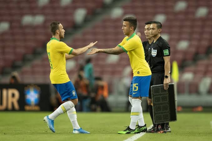 [ENQUETE] Matheus Henrique tem potencial para superar o futebol do volante Arthur?