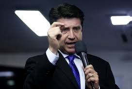 Explore tweets of diego molano aponte @diego_molano on twitter. Diego Molano Nuevo Ministro De Defensa En Reemplazo De Carlos Holmes T La Fm