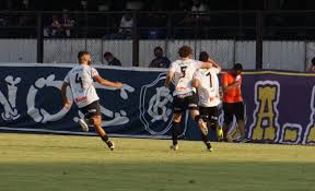 Calendrier, scores et resultats de l'equipe de foot de operario ferroviario ec (operario pr). Operario Pr Supera Expulsao Aos Quatro Minutos E Vence O Remo Fora De Casa Bem Parana