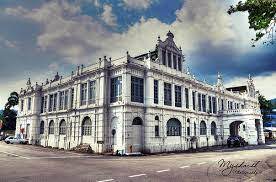 Larut, matang and selama used to be three small different districts and they merged into one larger district later. Laporan Akhir Latihan Industri Latar Belakang Organisasi