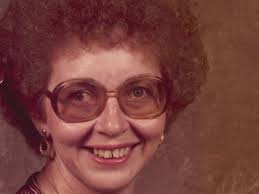 Kay Rossow's Instagram, Twitter & Facebook