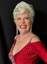 Queens — Fresno Smooth Dancers