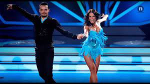 Langsamer walzer zu „three times a lady von commodores. Christina Luft Privat Das Hat Die Let S Dance Tanzerin Ausserhalb Der Tanzflache Drauf News De