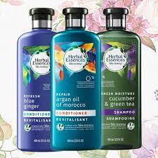 Your Favorite 90s Shampoo Just Stopped Testing On Animals Vegannews Vegan Plantbased Livekindly Shampoo Herbal Essences Paraben Free Products