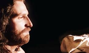 A paixão de cristo é um filme bíblico estadunidense de 2004, do gênero drama épico, dirigido por mel gibson e estrelado por jim caviezel como jesus cristo. Ressureicao De Jesus E Tema De A Paixao De Cristo 2 Com Estreia Prevista Para 2020