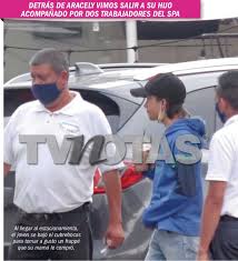 Jul 11, 2018 · los hijos de aracely arámbula, miguel y daniel, fruto de su relación con luis miguel, lucen cada día más grandes y la actriz lo ha dejado ver poco a poco en sus redes sociales. Kfj3n2ykvuwpqm