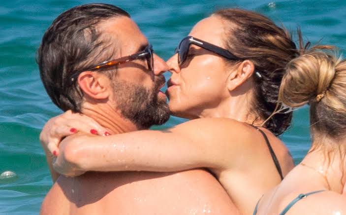 Newly-married Melanie C kisses husband Chris Dingwall in bikini on lavish Ibiza  honeymoon - Mirror Online