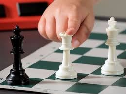 Sample starting position for k+q vs. How To Achieve Checkmate With Only The King Queen Howcast