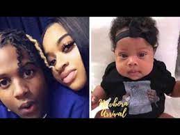 Chicago native lil durk and instagram model india royale are currently in a relationship and have been romantically linked since 2017 after his split from rapper … Lil Durk India Royale S Daughter Willow Turns 3 Months Old Youtube
