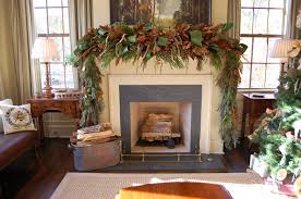 Natural Greenery Christmas Mantel In Southern Living Idea House Christmas Mantel Decorations Christmas Mantle Decor Christmas Fireplace Mantels