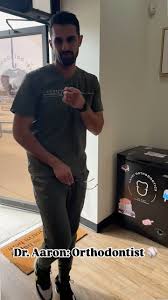 It's officially Dr. Aaron's favorite season of the year! 🏈 Check out his  draft combine tape in our throwback Oilers tshirt👊🏼 Stay till the end for  bloopers & to watch Dr. Aaron